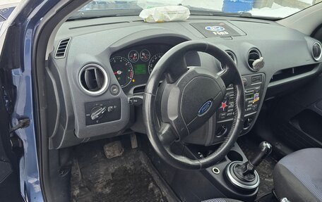 Ford Fusion I, 2006 год, 400 000 рублей, 10 фотография