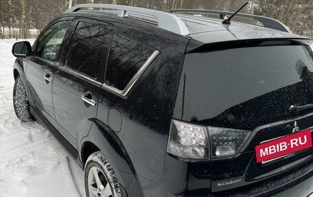 Mitsubishi Outlander III рестайлинг 3, 2008 год, 1 250 000 рублей, 2 фотография