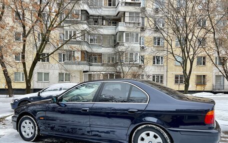 BMW 5 серия, 2001 год, 865 000 рублей, 16 фотография