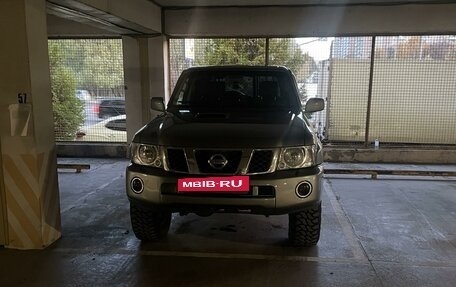 Nissan Patrol, 2005 год, 1 650 000 рублей, 7 фотография