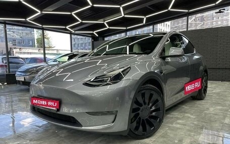 Tesla Model Y I, 2023 год, 7 100 000 рублей, 2 фотография