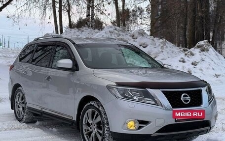 Nissan Pathfinder, 2014 год, 2 200 000 рублей, 3 фотография