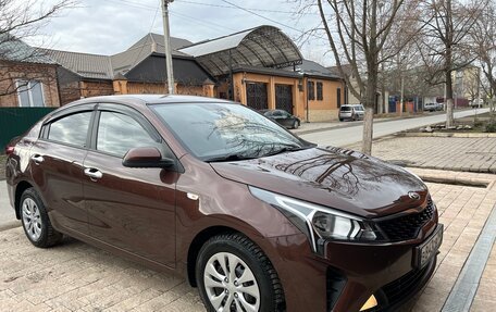 KIA Rio IV, 2021 год, 1 595 000 рублей, 2 фотография