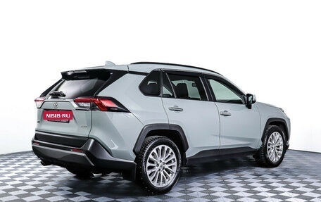 Toyota RAV4, 2020 год, 3 325 000 рублей, 5 фотография