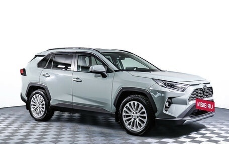 Toyota RAV4, 2020 год, 3 325 000 рублей, 3 фотография