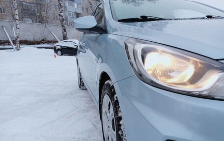 Hyundai Solaris II рестайлинг, 2011 год, 790 000 рублей, 3 фотография