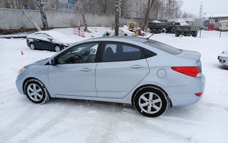 Hyundai Solaris II рестайлинг, 2011 год, 790 000 рублей, 14 фотография