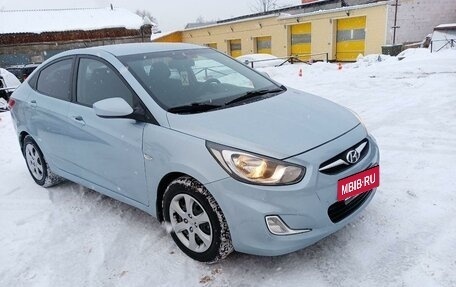 Hyundai Solaris II рестайлинг, 2011 год, 790 000 рублей, 12 фотография