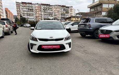 KIA Rio IV, 2020 год, 1 660 000 рублей, 2 фотография