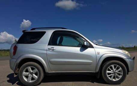 Toyota RAV4, 2004 год, 1 250 000 рублей, 3 фотография