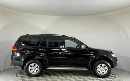 Mitsubishi Pajero Sport II рестайлинг, 2013 год, 1 850 000 рублей, 4 фотография