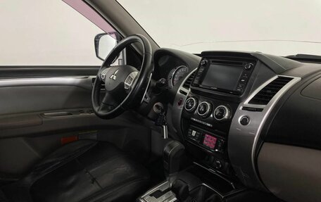 Mitsubishi Pajero Sport II рестайлинг, 2013 год, 1 850 000 рублей, 17 фотография