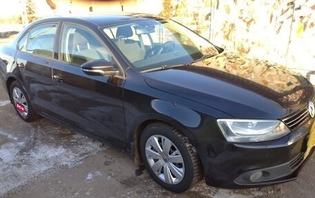 Volkswagen Jetta VI, 2011 год, 650 000 рублей, 5 фотография