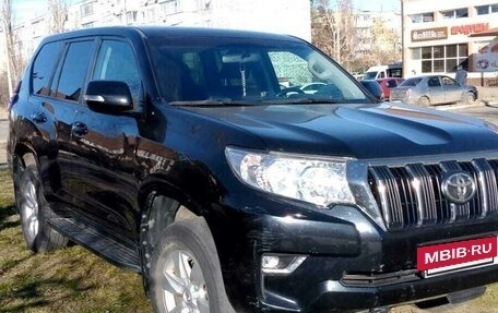 Toyota Land Cruiser Prado 150 рестайлинг 2, 2019 год, 5 500 000 рублей, 4 фотография