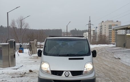 Renault Trafic, 2010 год, 1 655 000 рублей, 1 фотография