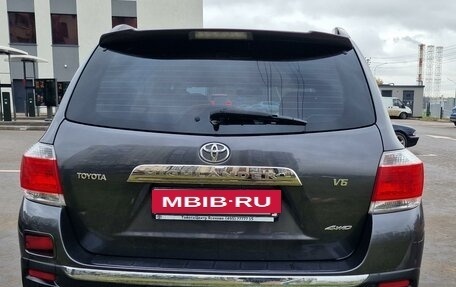 Toyota Highlander III, 2012 год, 2 490 000 рублей, 15 фотография