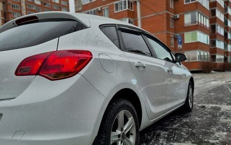 Opel Astra J, 2011 год, 780 000 рублей, 7 фотография