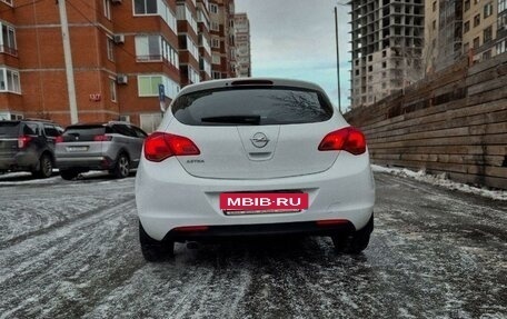 Opel Astra J, 2011 год, 780 000 рублей, 9 фотография