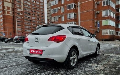 Opel Astra J, 2011 год, 780 000 рублей, 8 фотография