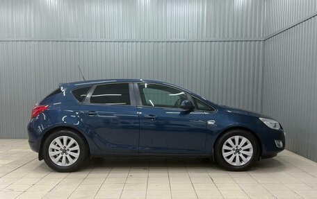 Opel Astra J, 2011 год, 777 000 рублей, 6 фотография