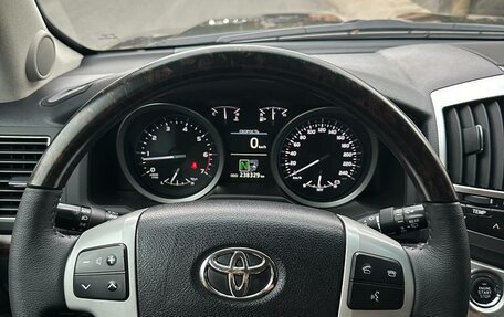 Toyota Land Cruiser 200, 2012 год, 4 100 000 рублей, 8 фотография