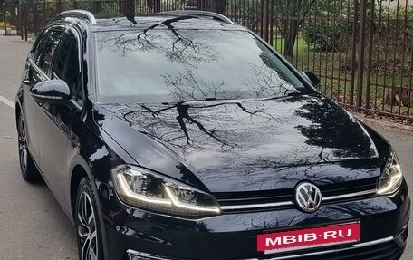 Volkswagen Golf VII, 2018 год, 1 920 000 рублей, 9 фотография