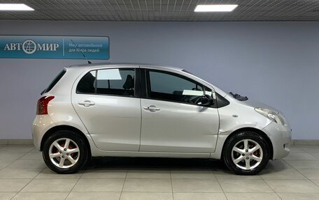 Toyota Yaris III рестайлинг, 2008 год, 649 000 рублей, 4 фотография