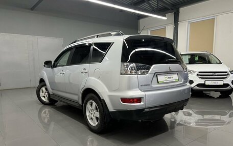 Mitsubishi Outlander III рестайлинг 3, 2011 год, 1 195 000 рублей, 6 фотография