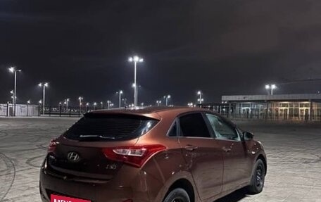 Hyundai i30 II рестайлинг, 2012 год, 1 020 000 рублей, 2 фотография