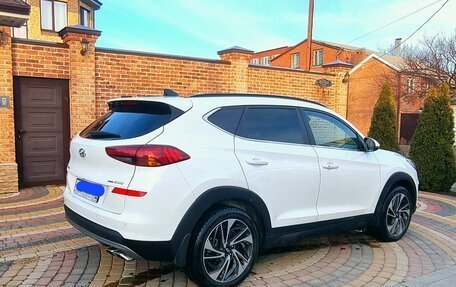 Hyundai Tucson III, 2018 год, 2 890 000 рублей, 3 фотография