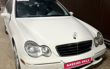 Mercedes-Benz C-Класс, 2006 год, 920 000 рублей, 1 фотография