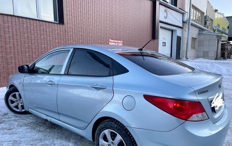 Hyundai Solaris II рестайлинг, 2011 год, 650 000 рублей, 15 фотография