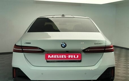 BMW 5 серия, 2023 год, 10 500 000 рублей, 4 фотография