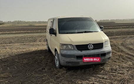 Volkswagen Transporter T5 рестайлинг, 2008 год, 750 000 рублей, 2 фотография