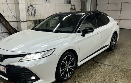 Toyota Camry, 2020 год, 2 950 000 рублей, 6 фотография