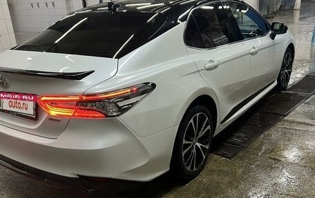 Toyota Camry, 2020 год, 2 950 000 рублей, 3 фотография