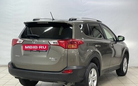 Toyota RAV4, 2014 год, 1 970 000 рублей, 4 фотография