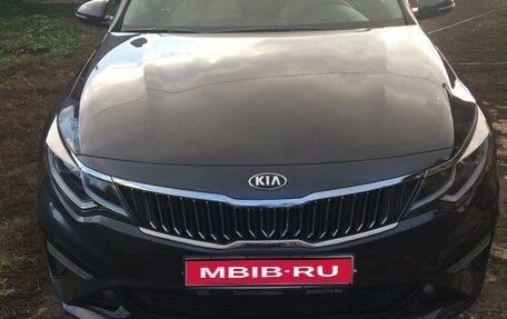 KIA Optima IV, 2018 год, 2 550 000 рублей, 1 фотография