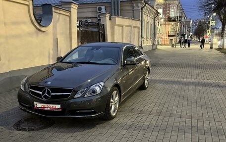 Mercedes-Benz E-Класс, 2012 год, 1 570 000 рублей, 1 фотография