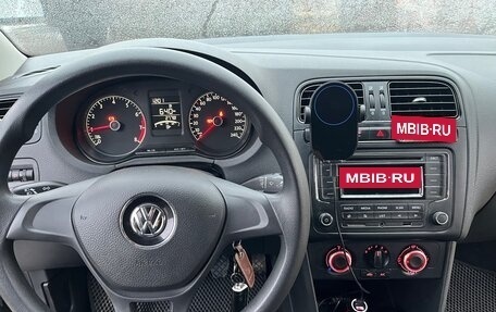 Volkswagen Polo VI (EU Market), 2015 год, 695 000 рублей, 9 фотография