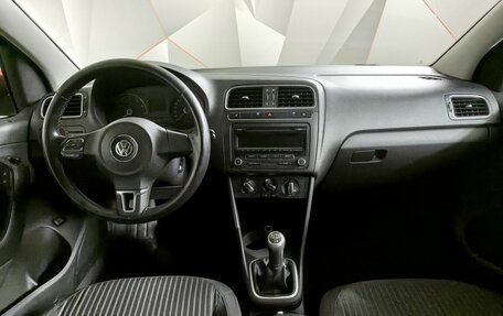 Volkswagen Polo VI (EU Market), 2012 год, 555 000 рублей, 10 фотография