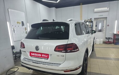 Volkswagen Touareg III, 2017 год, 5 400 000 рублей, 4 фотография