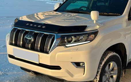 Toyota Land Cruiser Prado 150 рестайлинг 2, 2017 год, 4 100 000 рублей, 9 фотография