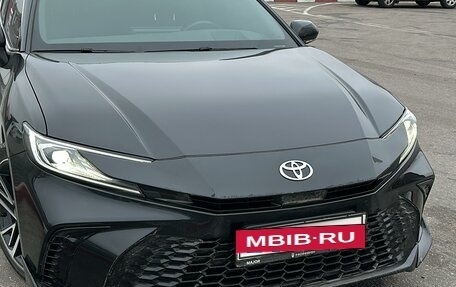 Toyota Camry, 2024 год, 5 250 000 рублей, 2 фотография