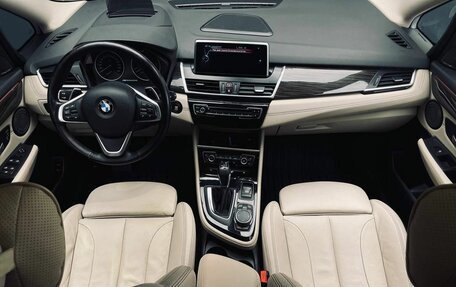 BMW 2 серия Grand Tourer F46 рестайлинг, 2015 год, 2 120 000 рублей, 26 фотография