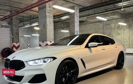 BMW 8 серия, 2021 год, 10 550 000 рублей, 3 фотография