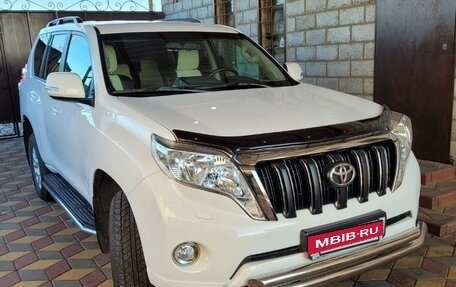 Toyota Land Cruiser Prado 150 рестайлинг 2, 2015 год, 4 200 000 рублей, 31 фотография