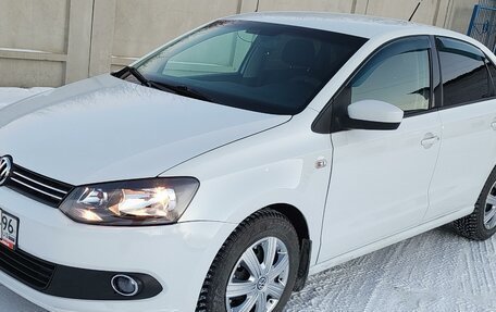 Volkswagen Polo VI (EU Market), 2014 год, 1 070 000 рублей, 1 фотография