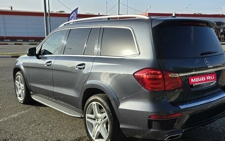 Mercedes-Benz GL-Класс, 2015 год, 4 500 000 рублей, 9 фотография