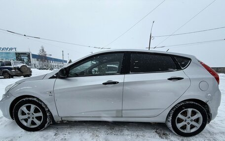 Hyundai Solaris II рестайлинг, 2012 год, 1 100 000 рублей, 12 фотография